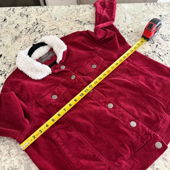 Torrid Rhubarb Red Corduroy Sherpa Collar Trucker Jacket 1X 40990043 - Picture 11 of 13